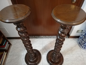 Piedistallo / portavaso in legno arte povera