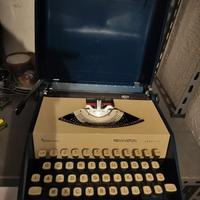 Macchina da scrivere Remington Envoy III