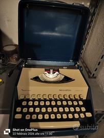 Macchina da scrivere Remington Envoy III