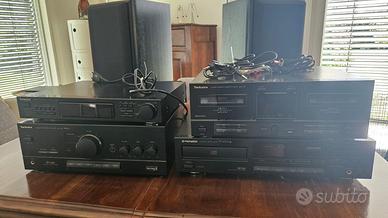Impianto stereo Technics