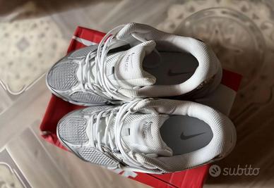 Scarpe da ginnastica Nike V5 RNR bianche