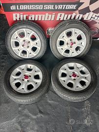 cerchi in lega con gomme per fiat panda 2015 da 15