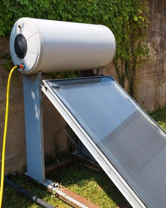 Pannello solare con bollitore 150lt