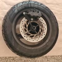 CERCHI E GOMME ANTERIORI E POSTERIORI