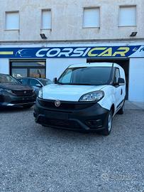 Fiat Doblo Doblò 1.6 MJT 105CV S&S PC-TN Cargo Bus