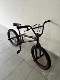 Bmx moongoose