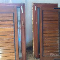 Infissi legno usati – intero blocco € 800