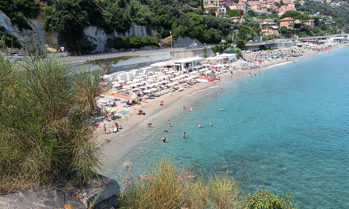 CASA VACANZE anche a giornate a Quiliano Bergeggi