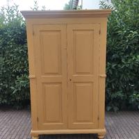 armadio legno antico massello | armadietto laccato