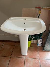 Lavandino a colonna da bagno