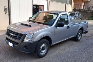 Isuzu D-Max 2.5 TD Single Cab 2WD Gancio Traino