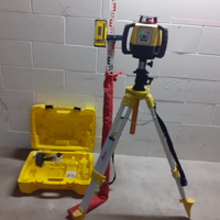 Livella laser rotante Leica Rugby 640