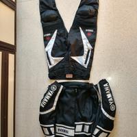giacca e pantaloni marca Yamaha tg xl