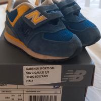 nr 2 scarpe da bambino numero 20