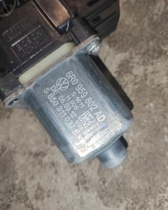 Motorino vetro ant dx VOLKSWAGEN POLO del 2010