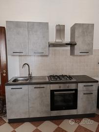 Cucina monoblocco 