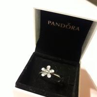 Anello fiore zirconia Pandora