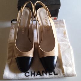 Sandali Chanel Slingback beige e nera in pelle 