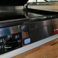 piastra professionale doppia in vetro ceramica.