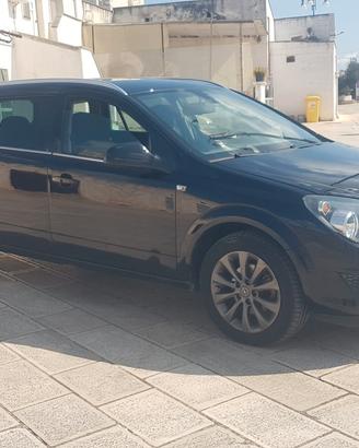 OPEL ASTRA SW 1.7 DTI 110CV  ANNO 2010