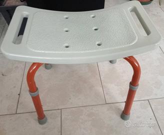 SGABELLO REGOLABILE ANTISCIVOLO 