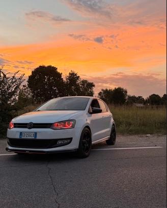 Auto Volkswagen polo 6r