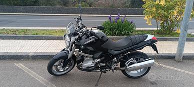 BMW R1200R  GOMMATA E TAGLIANDATA
