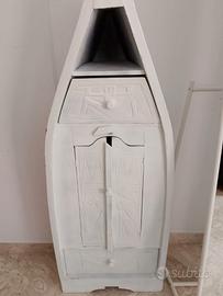 Mobile portatutto modello barca lavorato a mano