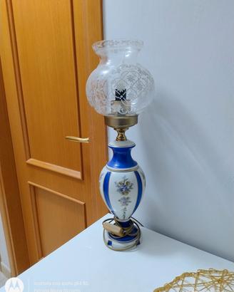 Lume da tavolo in porcellana 