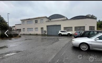 Posti auto per commercianti