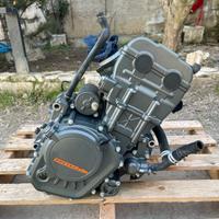 Motore ktm duke 200