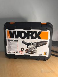 Smerigliatrice WORX 800W - 125mm (con Valigetta)