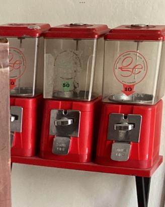 Distributore di caramelle/palline anni ‘60