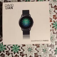 David Lian smartwatch Parigi. 