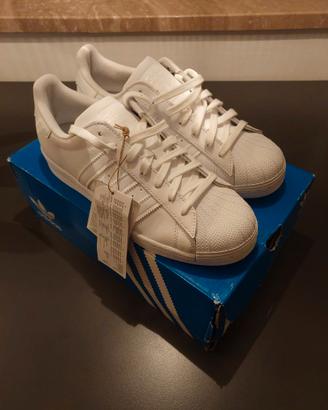 Adidas Superstar