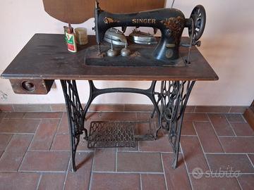 SINGER Macchina da cucire d’epoca