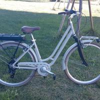 bicicletta elettrica donna