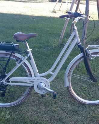 bicicletta elettrica donna