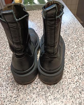 stivaletti donna usate poche volte 