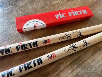 Bacchette signature CriZ Lacuna Coil Vic Firth 5A