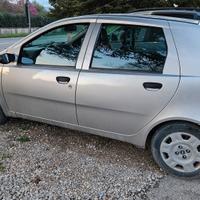 FIAT PUNTO 1.2 NEOPATENTATI