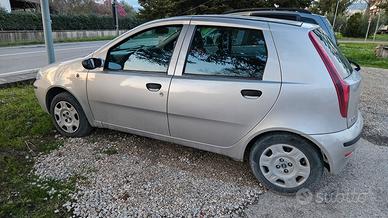 FIAT PUNTO 1.2 NEOPATENTATI