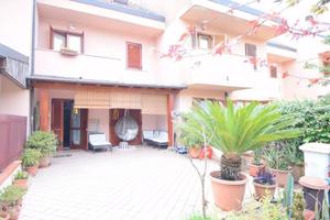 Villetta a schiera di 160 m² con 4 locali e box au
