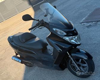 Suzuki Burgman 150 - 2006 - 21.900 km revisionato
