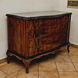 Comò cassettiera stile Chippendale