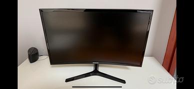 Samsung Essential Curved Monitor 24 - CF396