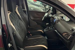 LANCIA Y AUTOMATICO 206 BENZINA euro 6