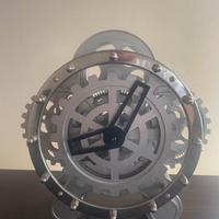 Orologio da tavolo Invotis–Design Wil van den Bos