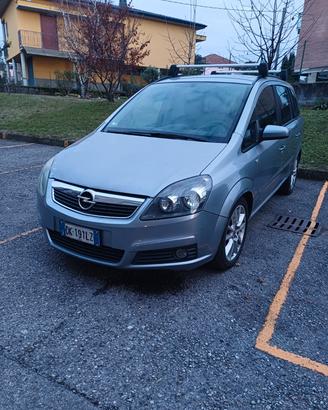 Opel Zafira 1.9 CDTI Cosmo – Anno 2009