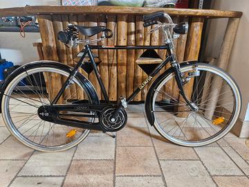 Bicicletta Olimpia vintage. 